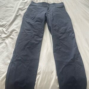 Kuhl Men's Dark Gray Pants Size 28x32 Like New